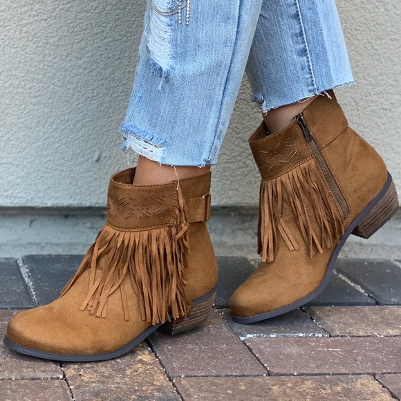 NIB Cognac Fringe Combat Ankle Boots - Picture 4 of 7